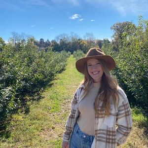 Meet your Posher, Mel